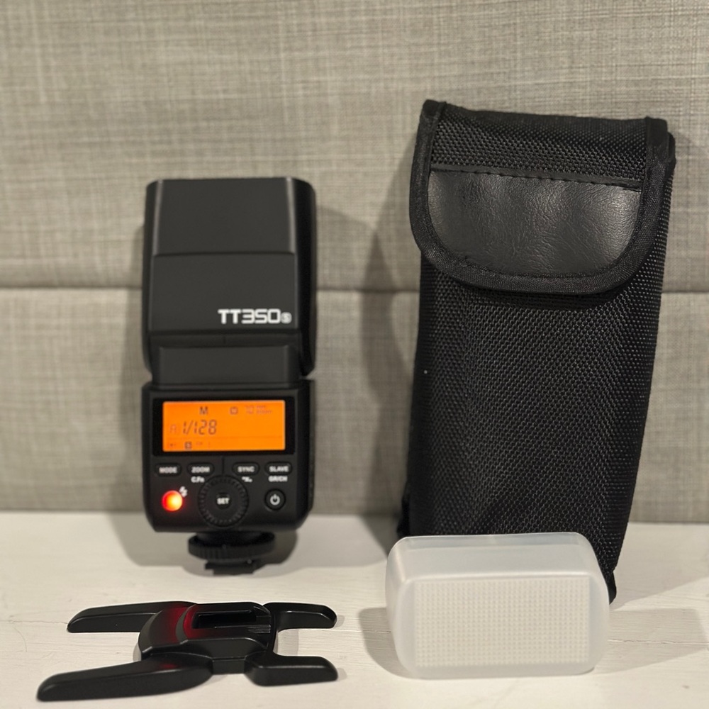 TT350S Compact Black Camera Flash